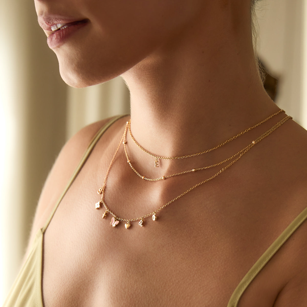 Made Mine Fine Charm Necklace (Gold)