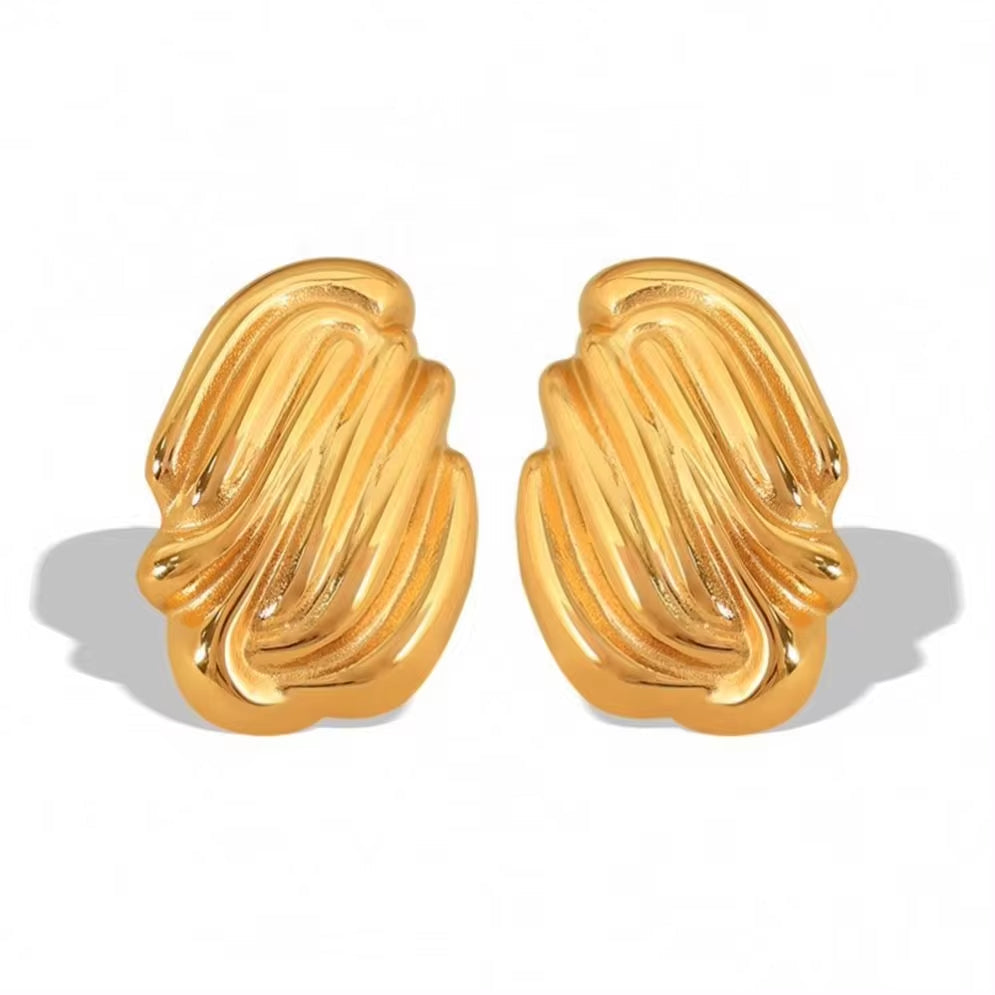 JEWELRY EH261 Hot Vertical Stripes Shell Shape Earrings Fashion Stainless Steel Gold Plated 18K