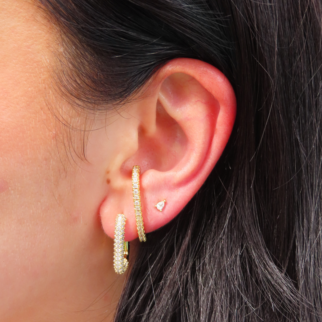 Mini White Quartz Stud Earrings (Silver)