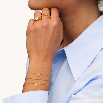 Fine Molten Heart Bracelet (Gold)