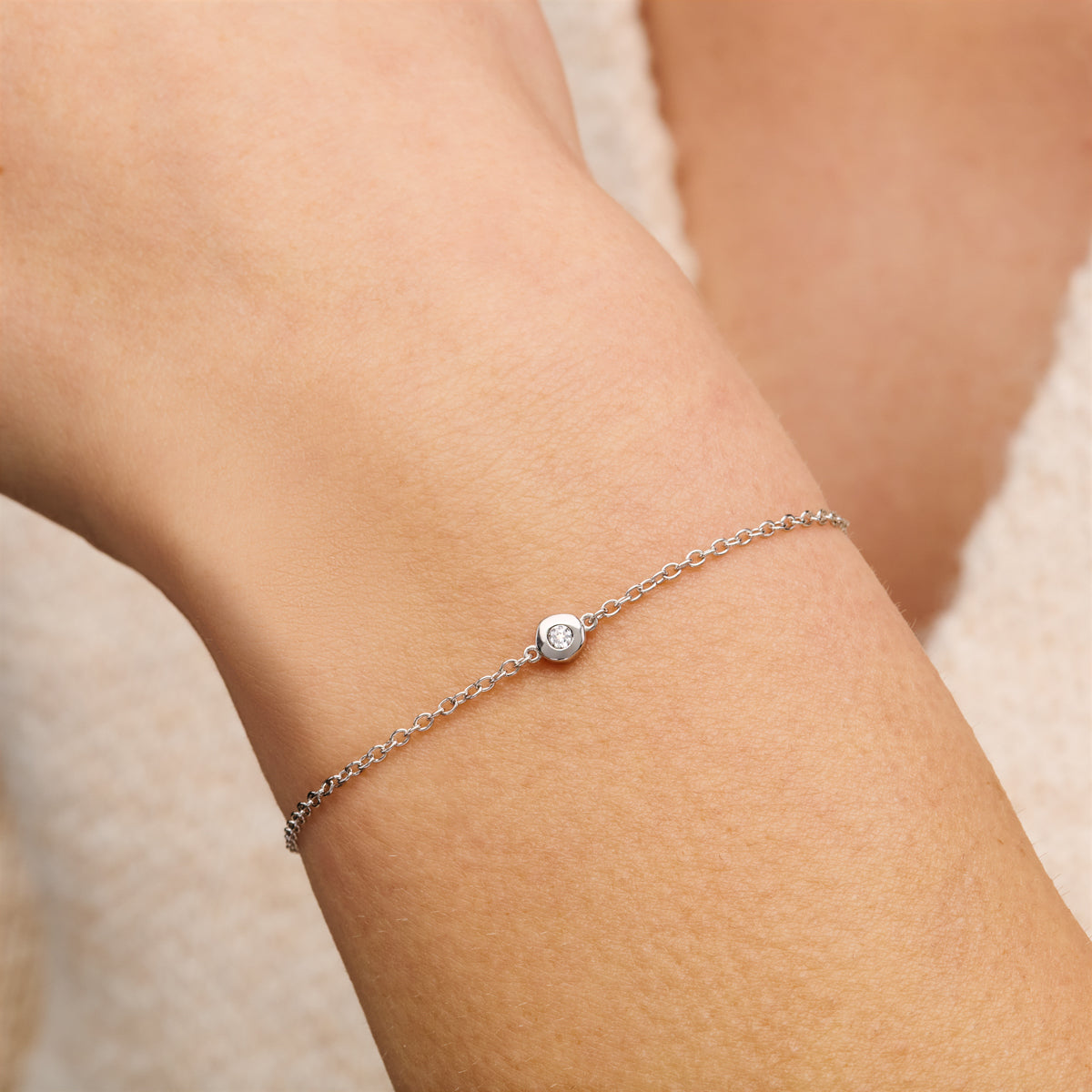 Fine Molten Birthstone Bracelet (Silver)