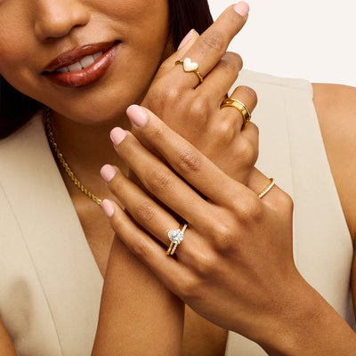 Pear Cut Solitaire Ring (Gold)