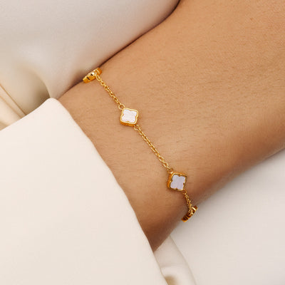 Mini Multi Pearl Clover Bracelet (Gold)
