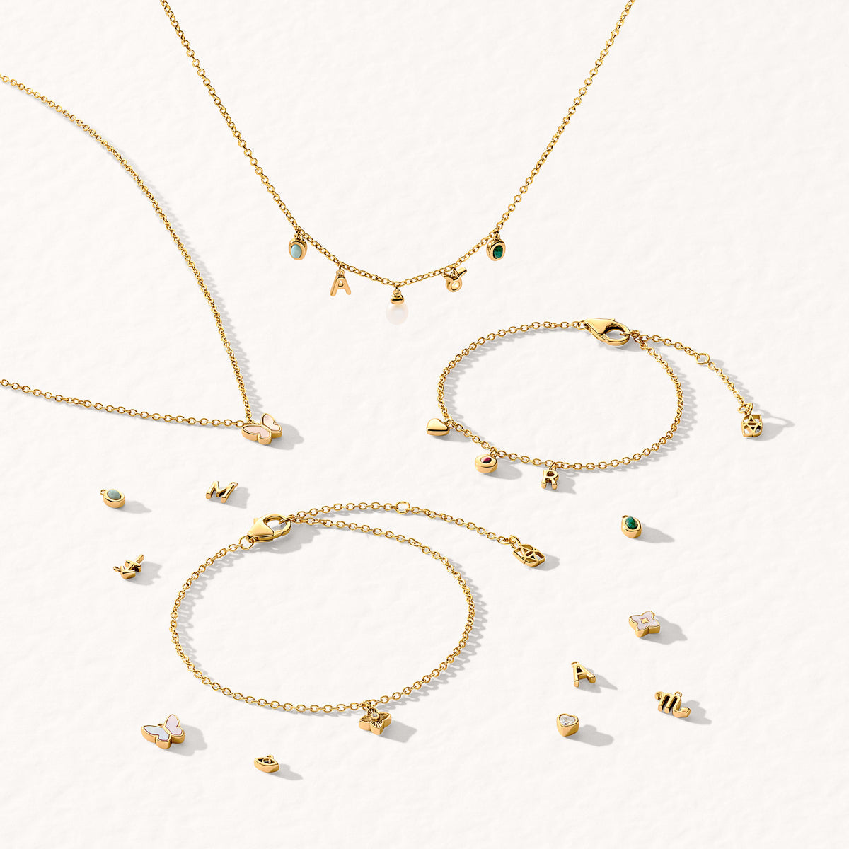 Made Mine Fine Charm Necklace (Gold)