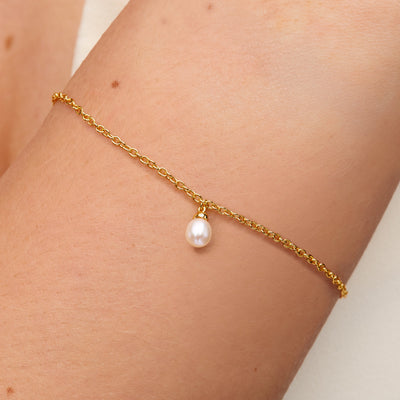 Fine Organic Pearl Bracelet (Gold)