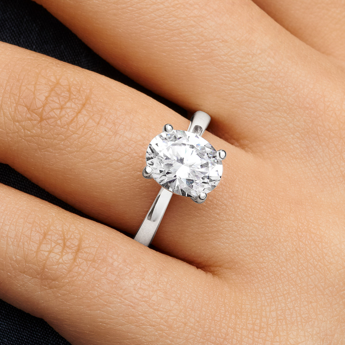 Oval Cut Solitaire Ring (Silver)