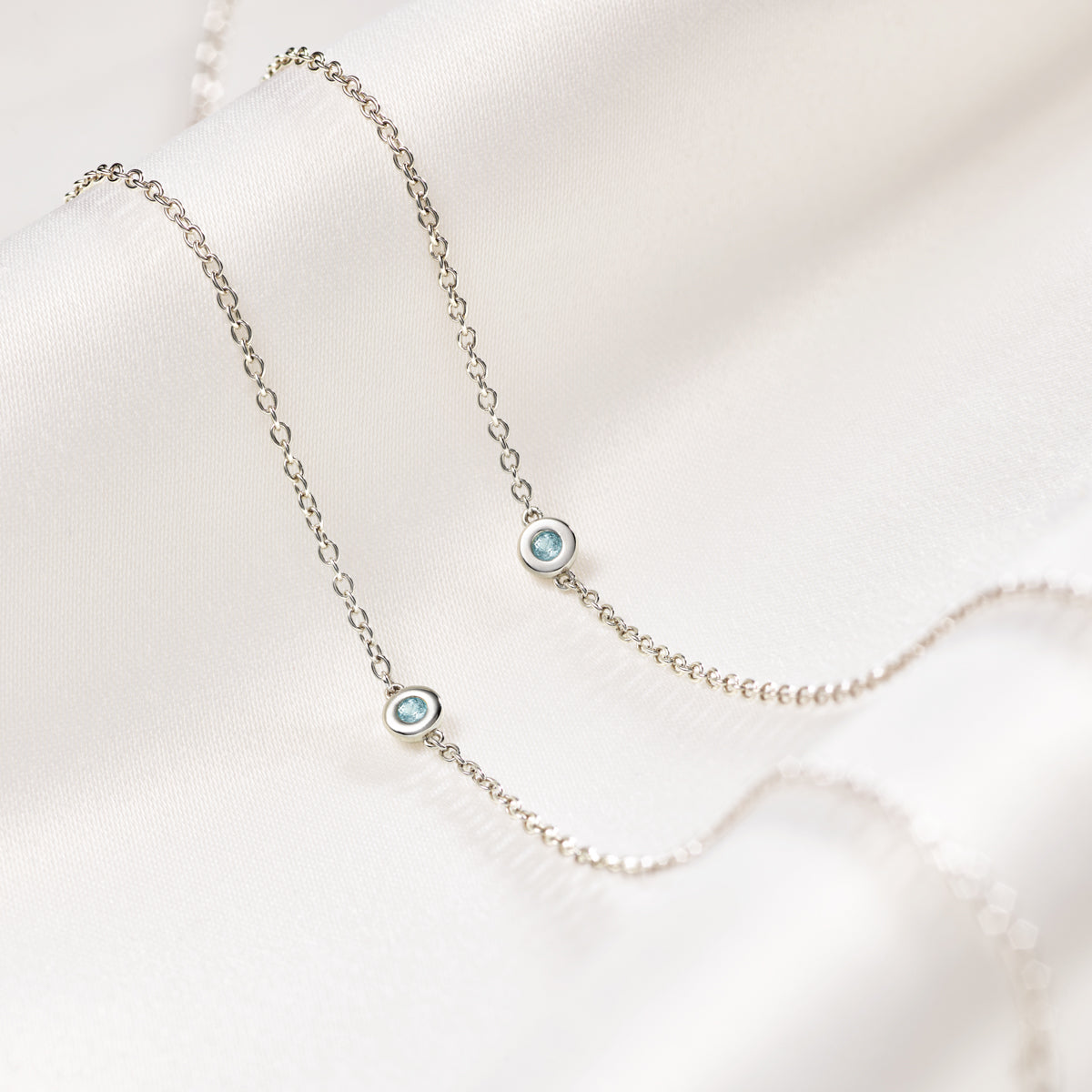 Fine Aquamarine Necklace (Silver)