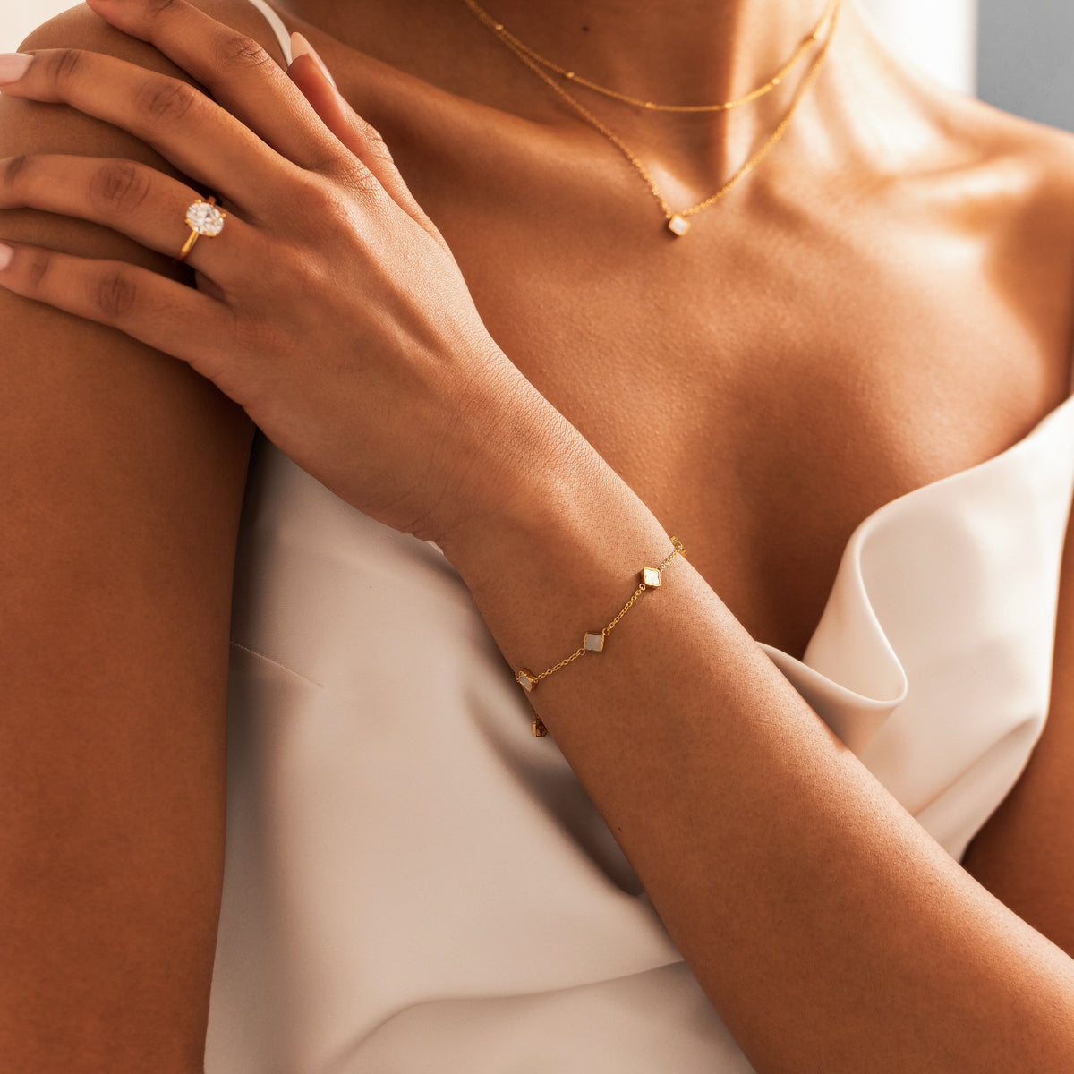 Mini Pearl Clover Necklace & Bracelet Set (Gold)